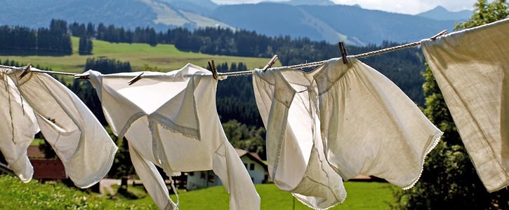 10 umweltfreundliche Tipps gegen stinkende Wäsche